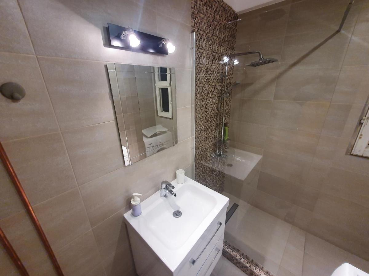 Charming Studio With City View Βουκουρέστι Εξωτερικό φωτογραφία